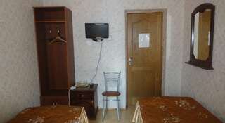 Гостиница Вояж Вологда Двухместный номер с 2 отдельными кроватями и общей ванной комнатой-3