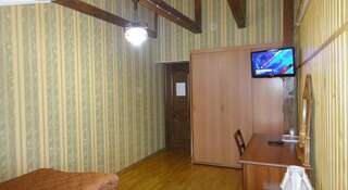Гостиница Вояж Вологда Двухместный номер с 2 отдельными кроватями и общей ванной комнатой-2